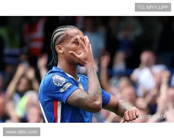 曼联阵容问题显现，当前赛季表现受限，对竞争格局带来变化