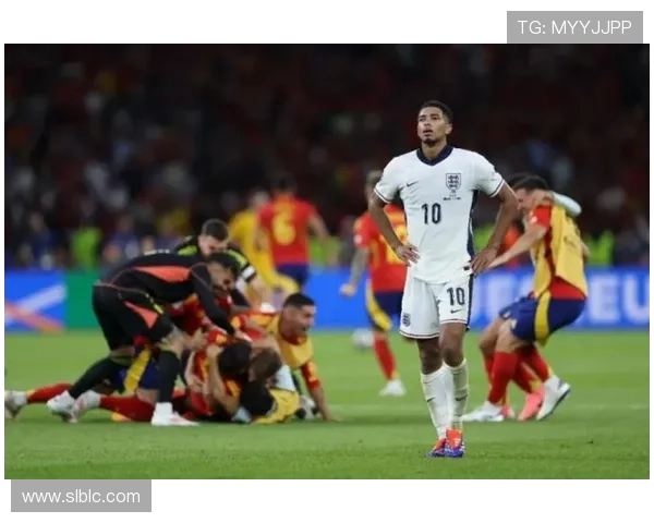 贝林厄姆 vs 齐达内：谁更接近全能中场的终极模板？