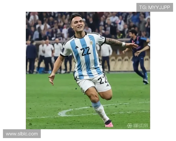 劳塔罗强强对话表现稳定性分析